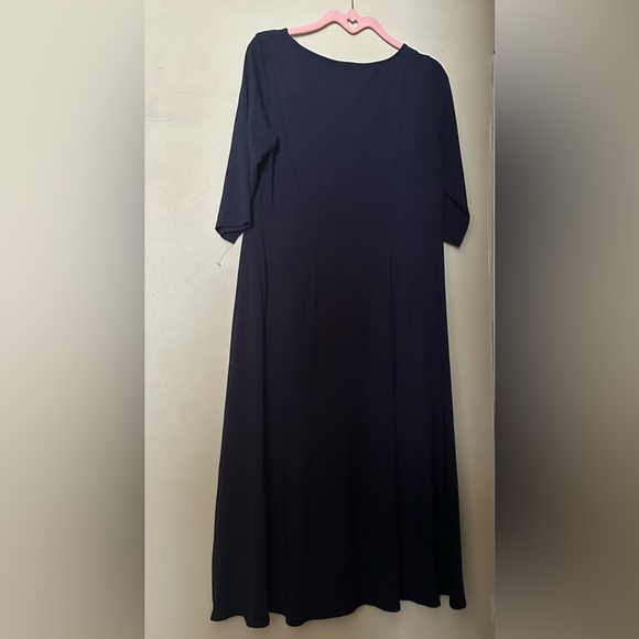 Eileen Fisher Elegant Navy Blue Women's Dress - Picture 5 of 7